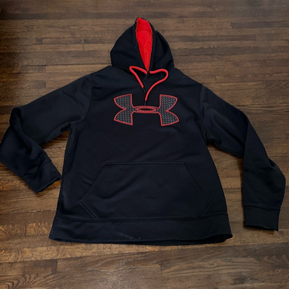 Under Armour sweatshirt